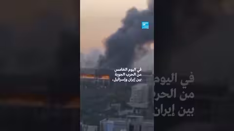 قصف إسرائيلي يستهدف التلفزيون الإيراني أثناء البث المباشر