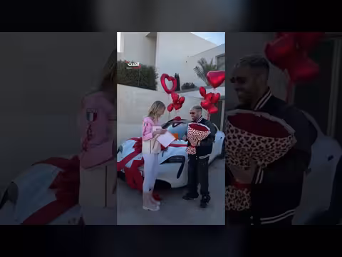 انتقادات لنجل سفير إيراني سابق على حياة البذخ