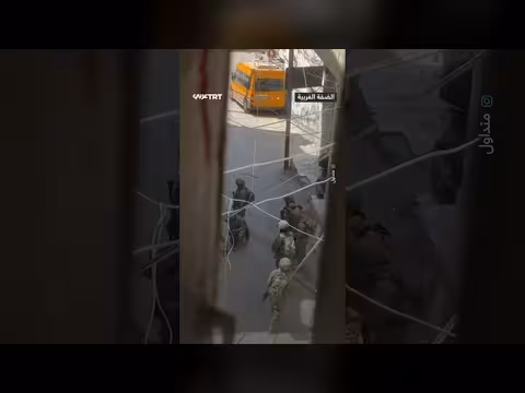 اقتحام مخيم قلنديا: احتراق ملابس وتخريب منازل