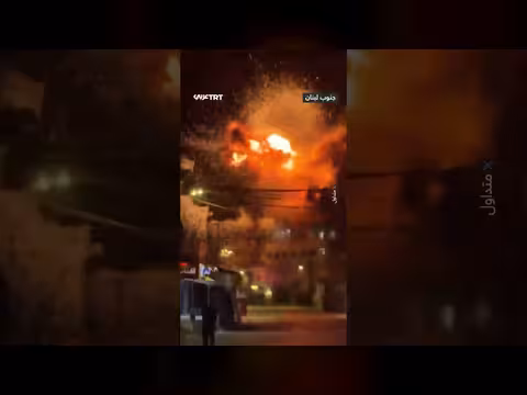 غارة جوية إسرائيلية مدمرة على بلدة جنوب لبنان