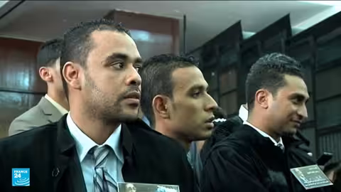 مصر: شطب اسم علاء عبد الفتاح من قائمة الإرهابيين