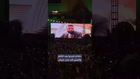 أحمد الشرع يهنئ حماة بذكرى إسقاط نظام الأسد من الطائرة