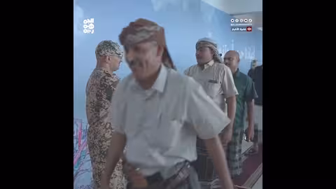 طارق صالح يستقبل تهاني عيد الأضحى في المخا ويشيد بمواقف الساحل الغربي