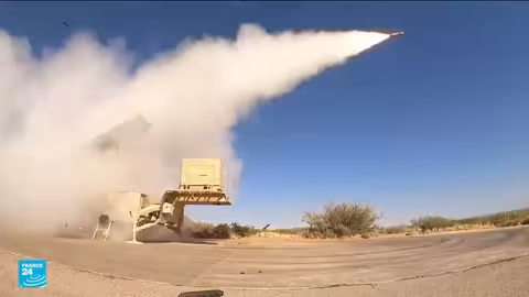 ترامب يعارض استهداف موسكو ويُهدد بعقوبات اقتصادية على روسيا