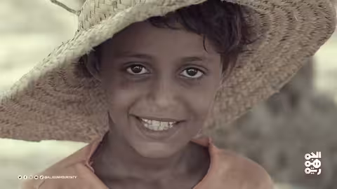 طبيبة يمنية تحول الألم إلى إبداع في الطب والفن