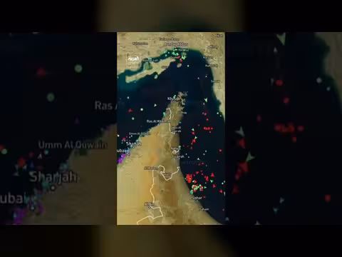 حركة مرور محدودة للسفن في مضيق هرمز