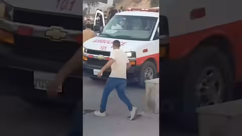 إصابة 10 فلسطينيين في هجوم لمستوطنين