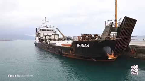 افتتاح خيمة رمضانية في عدن وتأمين المخزون الغذائي