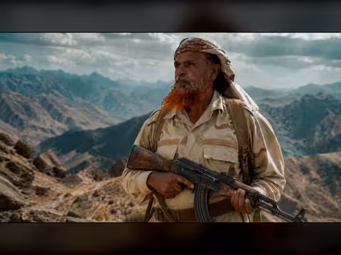 القائد ناصر السعيدي وأولاده شهداء الجمهورية