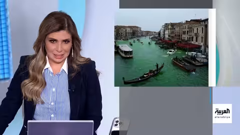 البندقية: تحول مياه القنوات إلى اللون الأخضر احتجاجًا على التلوث