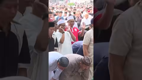 صلاة عيد الأضحى في جاكرتا تشهد حضور الآلاف