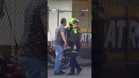 مشاهد من مناطق محاصرة وقيود على الحركة