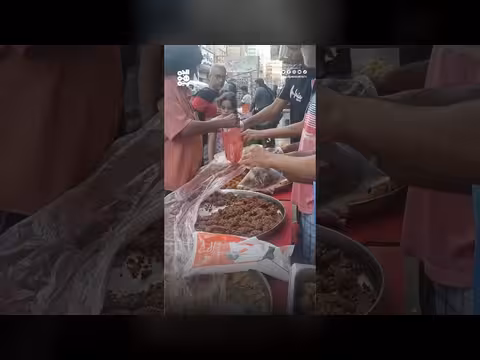 جولة في كريتر: الحركة التجارية والأكلات الرمضانية العصرية