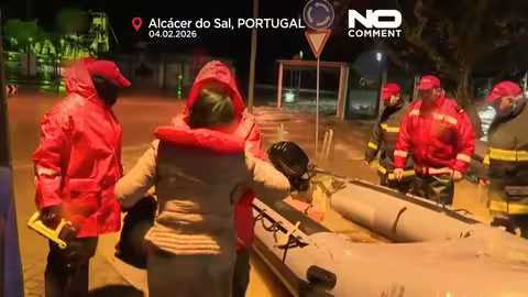 فيضانات مميتة تضرب البرتغال مع اجتياح العاصفة ليوناردو