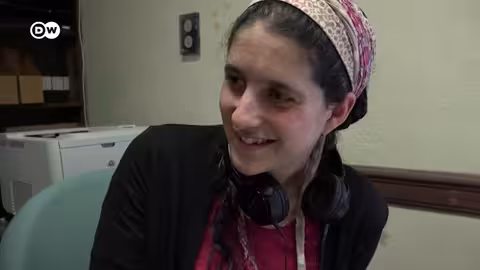 قوة الإصغاء: شهادات الهولوكوست