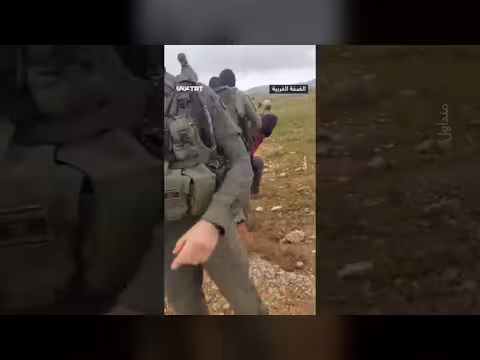 اعتداء على مزارعين فلسطينيين في الخليل