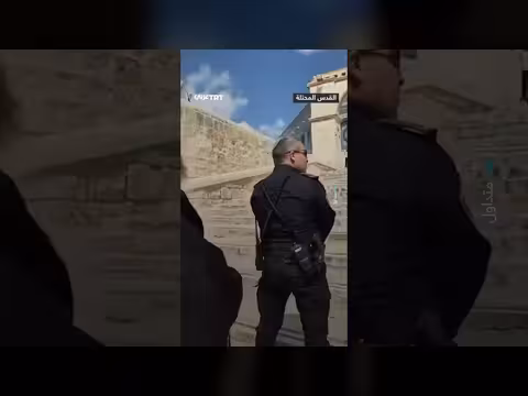 حاخام إسرائيلي يقتحم المسجد الأقصى