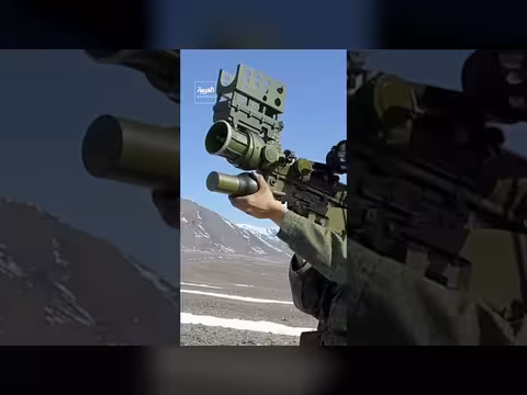 إيران وروسيا توقعان صفقة أسلحة بقيمة 589 مليون دولار لتعزيز الدفاعات الجوية