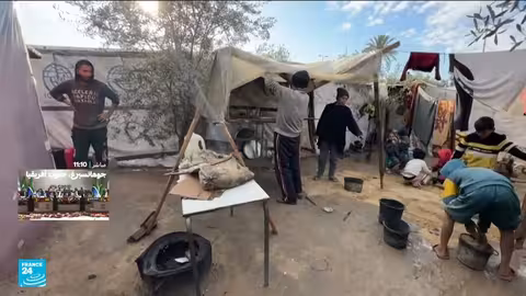 غزة: الأمطار تزيد معاناة النازحين وتدمر ممتلكاتهم