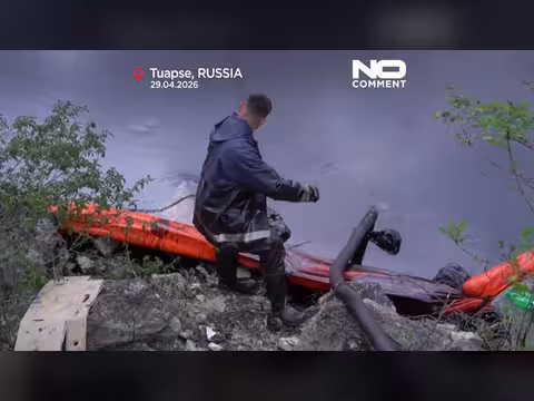 دخان كثيف فوق توابسي الروسية بعد هجمات أوكرانية