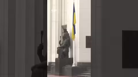 مفاوضات أمريكية أوكرانية تناقش اتفاق سلام محتمل بين روسيا وأوكرانيا