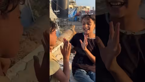 معاناة طفل يمني بسبب الحرب وتدهور الأوضاع المعيشية