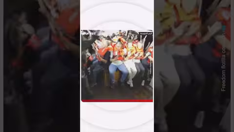 اقتحام إسرائيلي لسفينة حنظلة المتجهة لغزة: مشاهد أولية