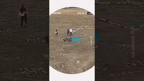 تخريب صليب حجري قديم من قبل مجموعة سياح يهود