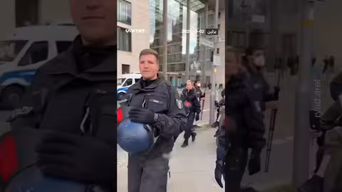 الشرطة الألمانية تعتقل متظاهراً داعماً لـ أسطول الصمود في برلين