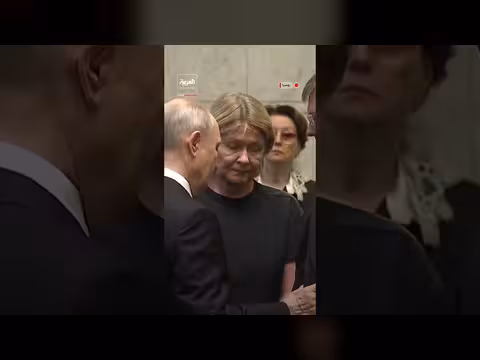بوتين يشارك في جنازة وزير دفاعه السابق
