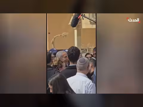 نتنياهو وسموتريتش يتفقدان موقع استهداف صاروخ إيراني بمدينة عراد