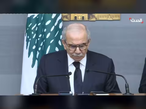 رئيس الوزراء اللبناني يناقش الحرب خلال مؤتمر صحافي