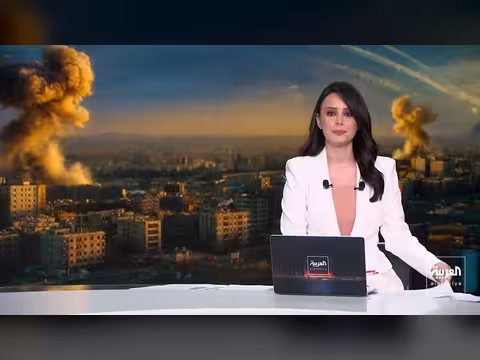 غارات عنيفة على أصفهان والدخان يغطي سماء المدينة