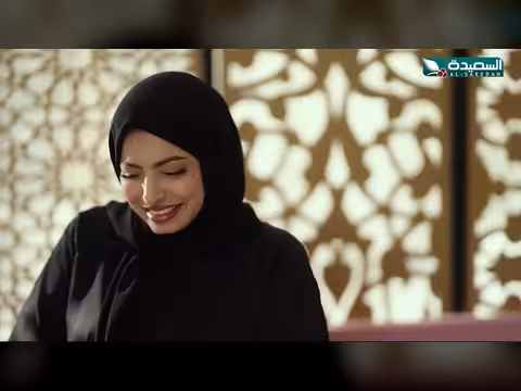 شجار في مطعم: سميرة تفجر غضبها وترمي بالمرق! الزوجة السابعة