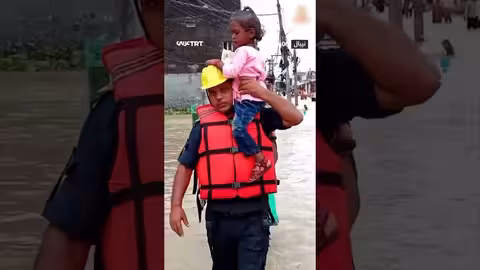 نيبال: الشرطة تنقذ عالقين في فيضانات أسفرت عن مقتل 61 شخصاً