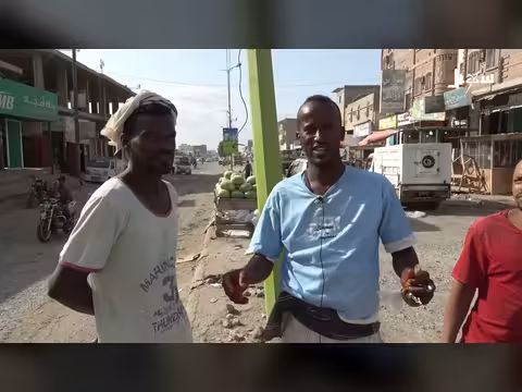 خنفر أبين.. مديرية تعاني من المطبات والحفر