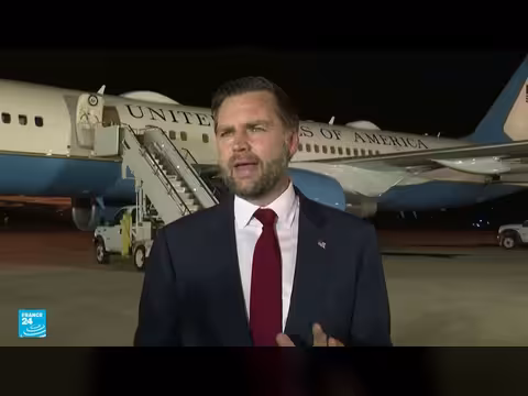 إسرائيل تقتل أكثر من 250 شخصا في لبنان