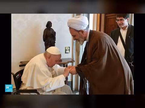 إيران: تشكيل مجلس انتقالي لإدارة البلاد بعد وفاة المرشد