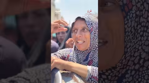 معاناة نازحي غزة في الحصول على المساعدات الإنسانية