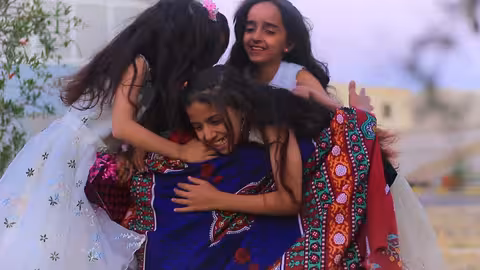 كل الدنيا _ أداء ملاك فتحي | كلمات الشاعر طلال الدبعي