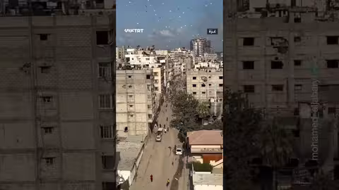 غزة: إسرائيل تلقي منشورات إخلاء وسط قصف مكثف