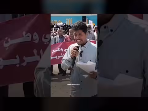 نجل الدكتور عبدالرحمن الشاعر يُبكي والده بأبيات شعرية