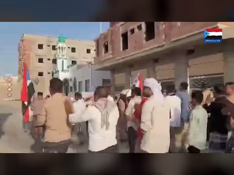مسيرة سلمية في سيئون تندد بممارسات سلطات الأمر الواقع
