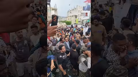 احتجاجات مستمرة في تعز تطالب بالعدالة لمديرة صندوق النظافة