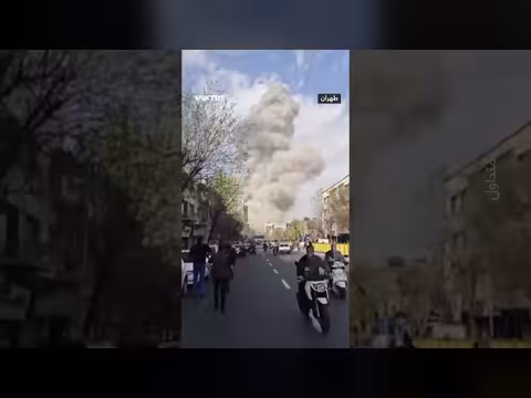 إسرائيل تقصف طهران: مشاهد لانفجارات في العاصمة الإيرانية
