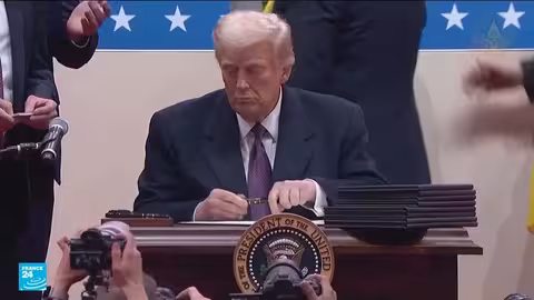 قرار المحكمة العليا الأمريكية يحد من سلطة القضاء الفيدرالي