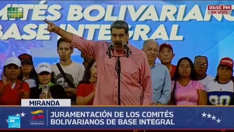 ترامب يعرض الحوار مع مادورو وسط تصعيد أمريكي في فنزويلا