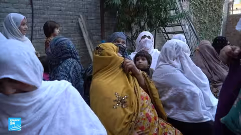 فقر الدورة الشهرية في باكستان: أزمة صحية واجتماعية متفاقمة