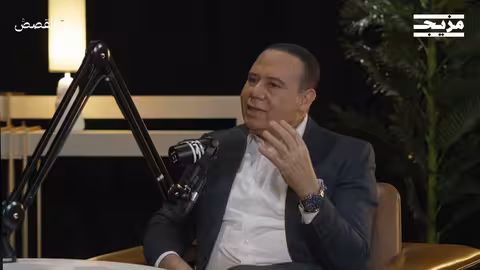 محمود الورواري... بين الأخبار والأفكار | في بودكاست أم القصص