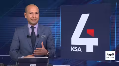 اليمني العليمي يحذر من السلاح خارج الدولة وتوزيع مساعدات سعودية في حضرموت